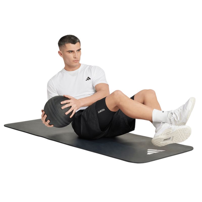 Adidas TECHFIT kompressziós rövidnadrág