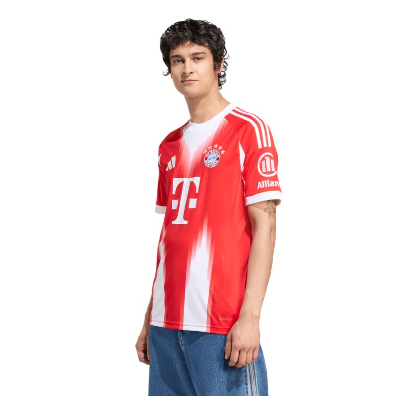 Adidas FC Bayern München 25/26 Heimtrikot Fußballtrikot